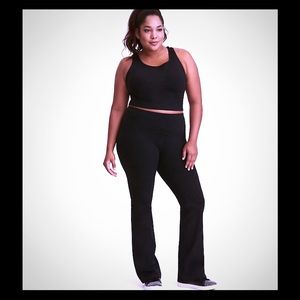 Bootcut Active Pant by TORRID size 1